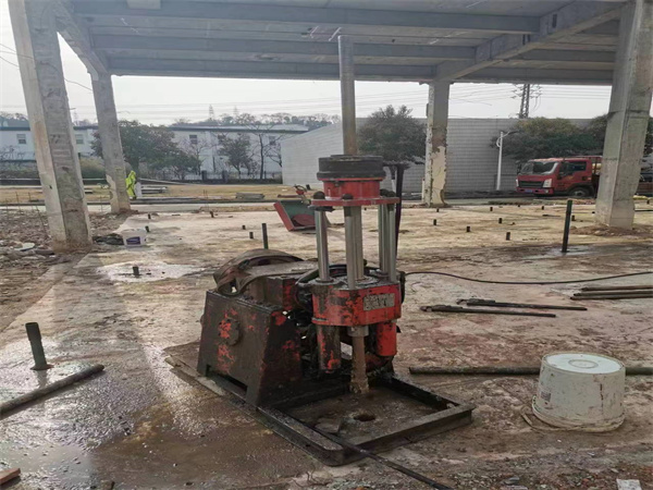 市中袖阀管小导管注浆加固施工工艺